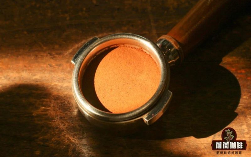 A Complete Beginner's Guide to Coffee Blends: Fresh-Roast Blend vs Roasted-Blend, and a Flavor Analysis of Four Major Blended Beans