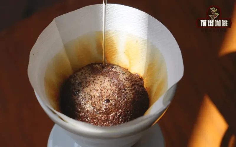 How to choose between V60 dripper 01 and 02? The key impact of coffee dosage on extraction flavor