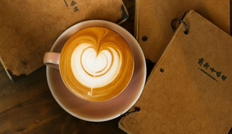 How to choose coffee beans with a balanced sweet and sour flavor? Consider both your budget and how often you drink coffee.
