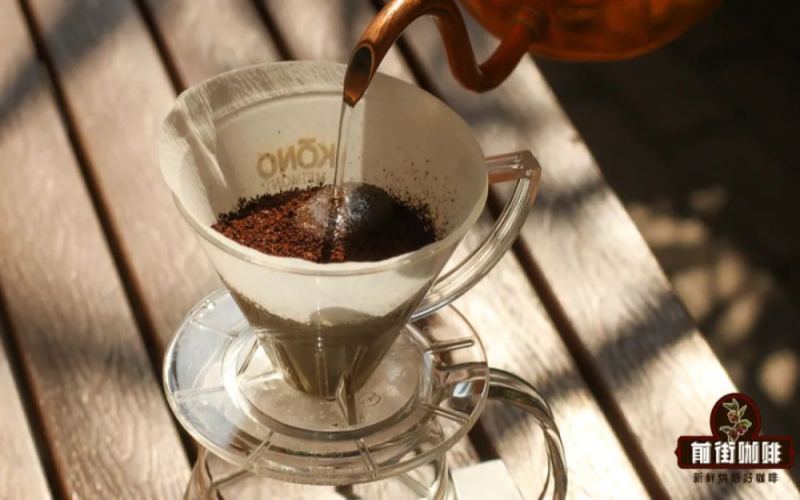 The Science Behind 30-Second Blooming in Pour Over Coffee: A Complete Analysis of Gas Release and Extraction Efficiency