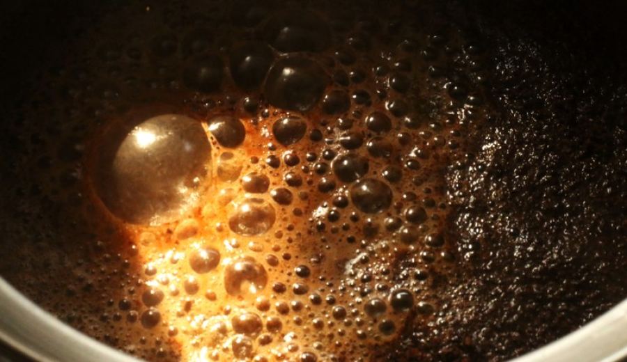How to choose the roast level of SOE coffee beans? Flavor differences between light, medium, and dark roasts and brewing suggestions