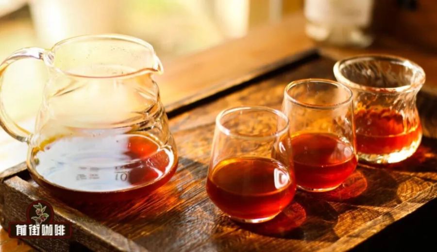 Analysis of the Optimal Drinking Temperature for Pour Over Coffee: How High, Medium, and Low Temperatures Affect Flavor Expression