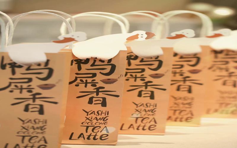 Behind the Viral Success of Duck Shit Aroma Milk Tea: Trademark Disputes Over Niche Tea Bases and the Boundaries of Tea Drink Innovation