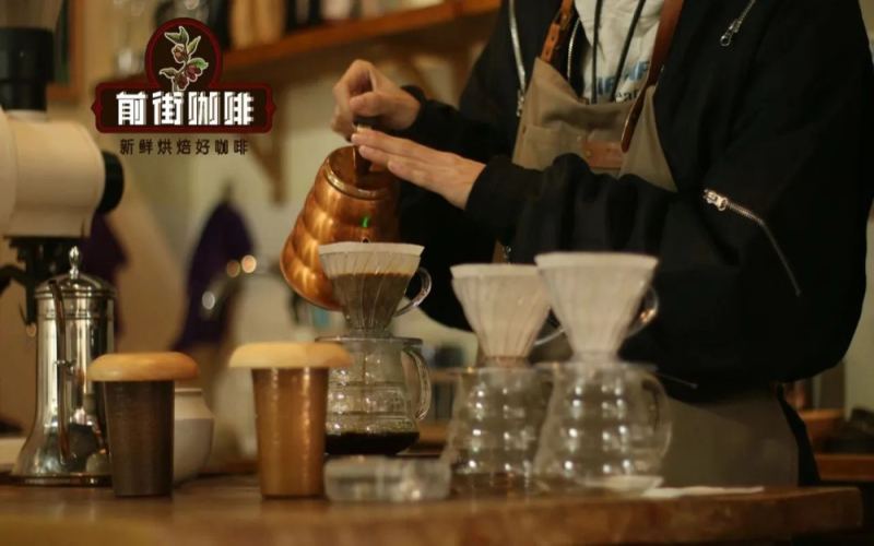 Panama Hua Hudie Pour Over Tutorial: Extraction Techniques and Flavor Profile of a Light-Roast Geisha Blend