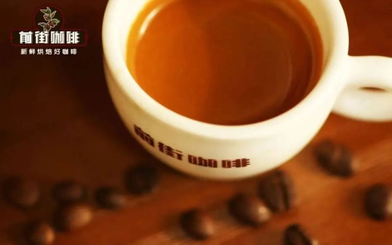 Moka Pot vs Espresso: Pressure, Crema & Practical Comparison in Specialty Coffee Drinks
