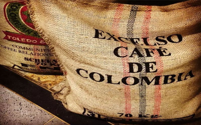Complete Guide to Colombian Huila Coffee: Flavor Profile, Washed Process & Pour Over Tips