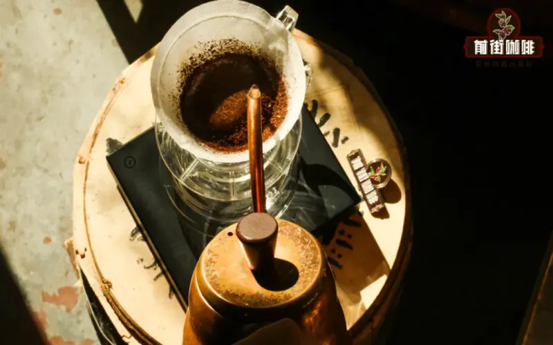 The Flavor Differences Between Jamaican Blue Mountain No.1 and Golden Mandheling Dark Roasts | Debunking the Myth That Dark Roasts Are Only Bitter