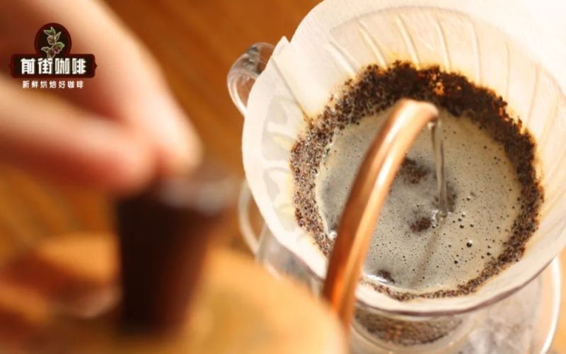 In-depth Guide to Pour Over Coffee Grind Size: Fine Grind Quick Brew VS Coarse Grind Slow Brew – A Complete Breakdown of Flavor Differences