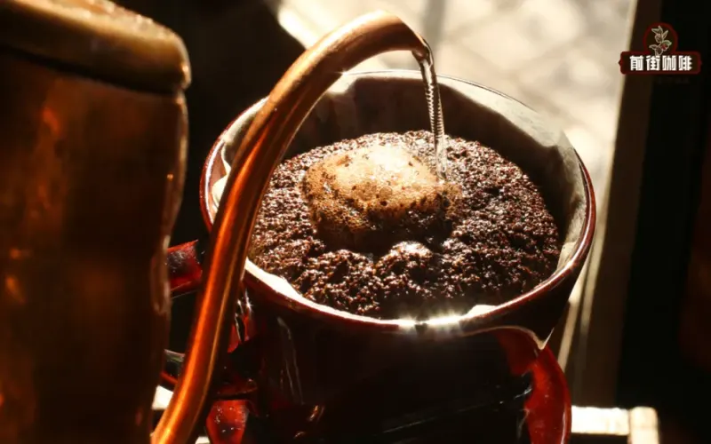 Analysis of Japanese Volcano Pour Over Technique: Visual & Flavor Practice for High Sweetness in Dark Roast Coffee