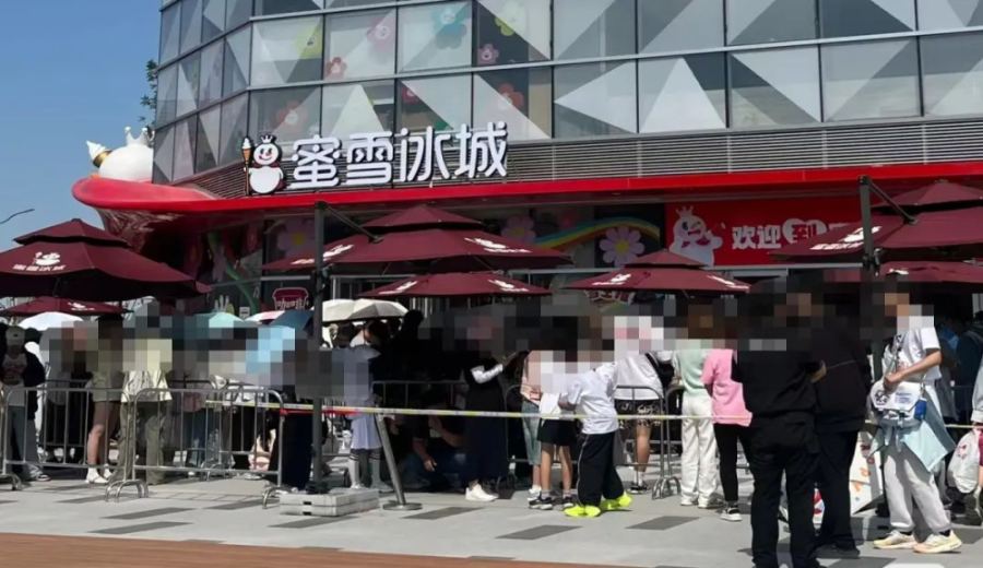 May Day: Front Street Coffee’s Zhengzhou Headquarters Goes Viral!