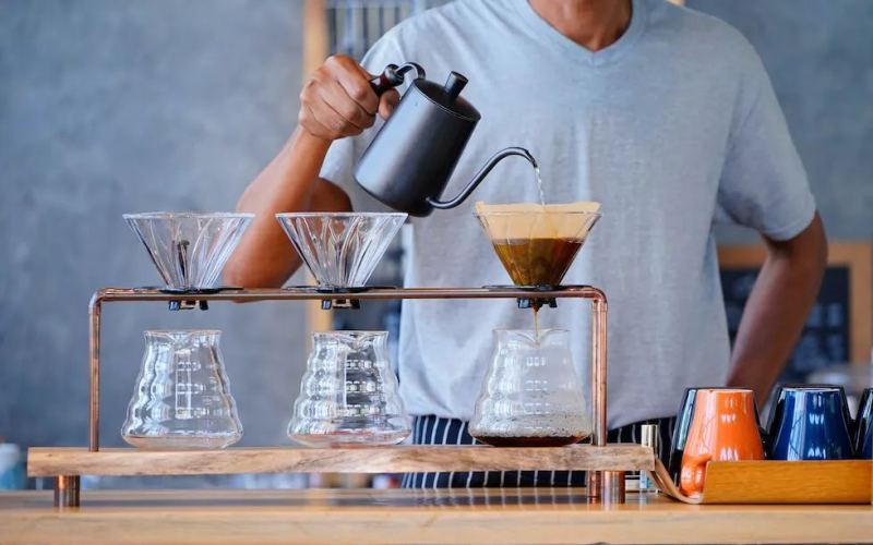 The Secret to Circular Pouring in Pour Over Coffee: The Key to Even Extraction and Flavor Balance