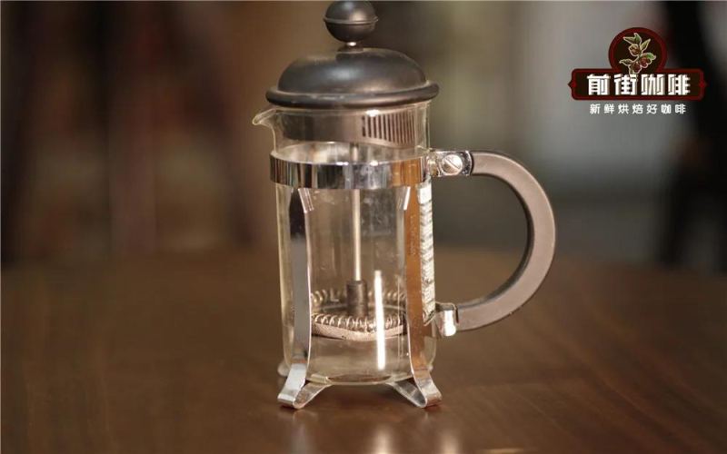 Complete French Press Coffee Tutorial: Master Grind Size, Water Temperature, and Brewing Time to Achieve a Rich Flavor
