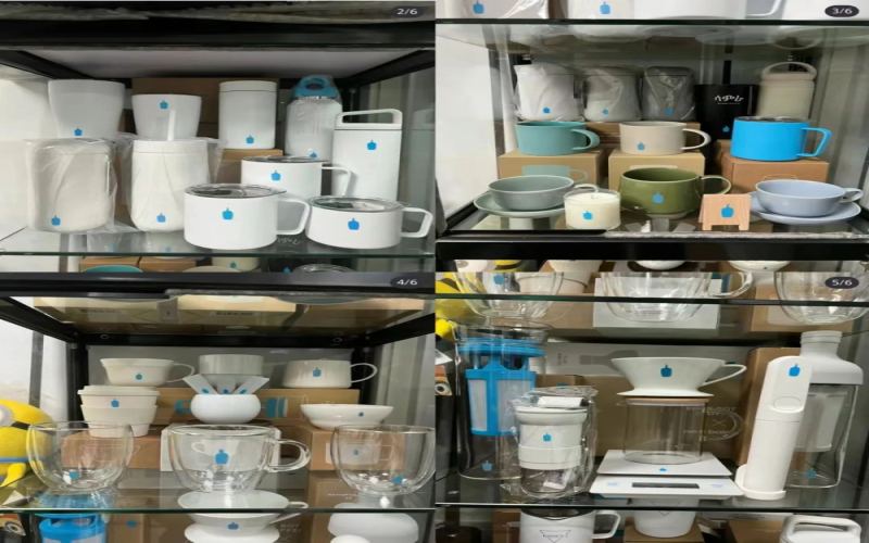 Analysis of Quality Control Issues with Blue Bottle Coffee's Pine Green Mug: Uneven Glaze and Variations in Bottom Markings