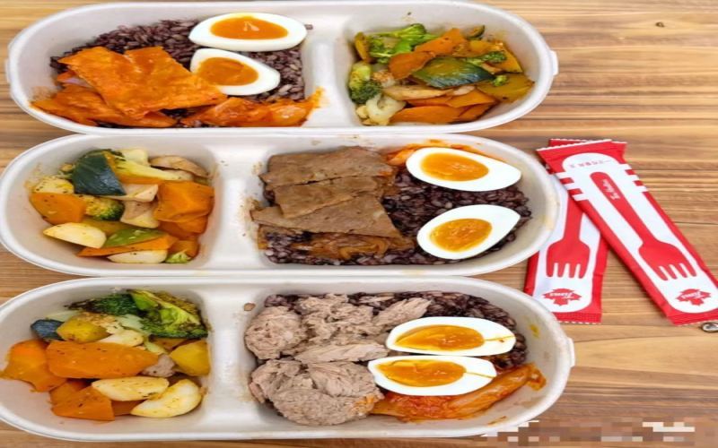 Tims' Light Meal Lunch Box Receives Backlash: Analysis of Pre-Made Ingredients and Peak-Hour Service Challenges