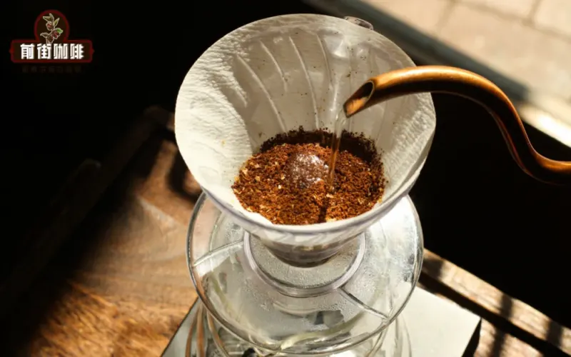 Why use twice the amount of water for the bloom in pour over coffee? How does removing the bloom water affect the flavors?
