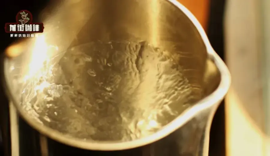 100°C High-Temperature Pour Over Coffee in Practice: Flavor Adjustment Techniques and Full Operation Process