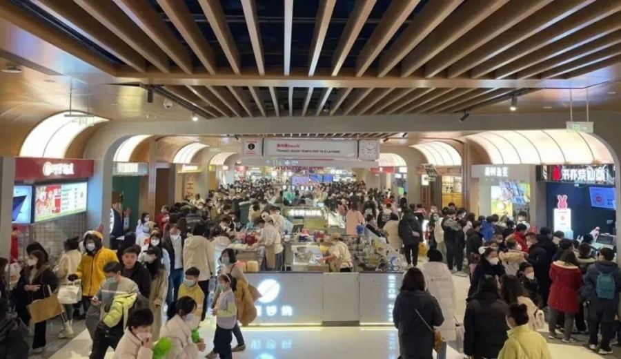 Consumer recovery in coffee and tea shops after pandemic restrictions ease！Key insights on store queues and consumption revival