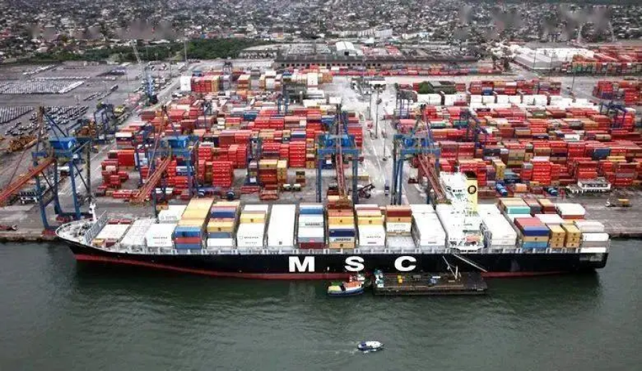 European coffee stocks running low: How port strikes and the Red Sea crisis are impacting the global supply chain