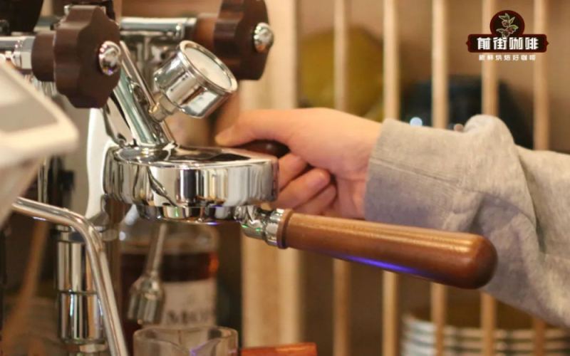 How to Make Spanish Latte? Differences from Regular Latte and Vietnamese Coffee & Brewing Tips