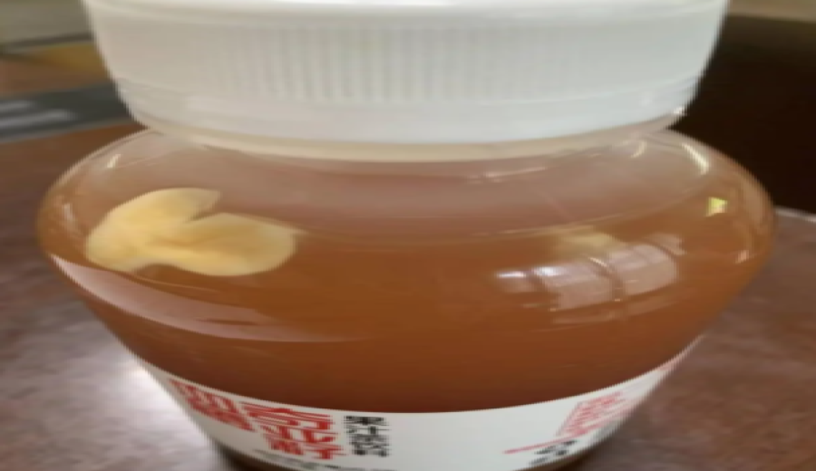 Frequent Foreign Objects Found in Drinks at Sam’s Club Members-Only Stores: Hidden Concerns Behind Food Safety Scandal and Consumer Rights