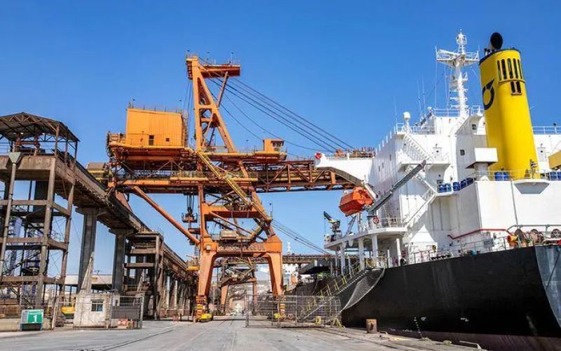 Brazil's port strike intensifies coffee backlog, new season faces multiple blows