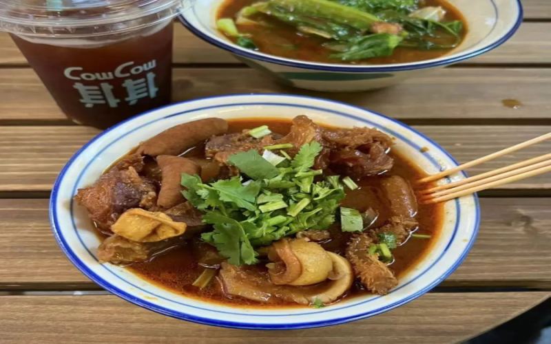 Coffee Pairing with Local Snacks: A Marketing Strategy to Break Through the Market with Differentiation
