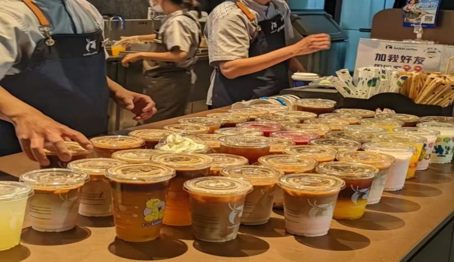 First-hand Experience from a Luckin Coffee Barista: A Comprehensive Analysis of Physical Changes and Occupational Health Risks