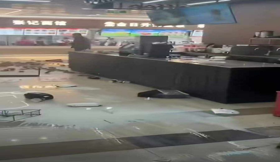 Jilin University Kudi Coffee Store Vandalized by Students: University Response and On-site Damage Analysis