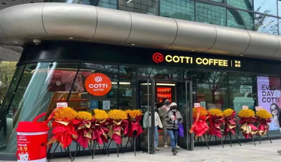 Luckin’s Rival Cotti Coffee Marches into Shanghai: How Lu Zhengyao’s 10,000-Store Plan Challenges Starbucks and Luckin?