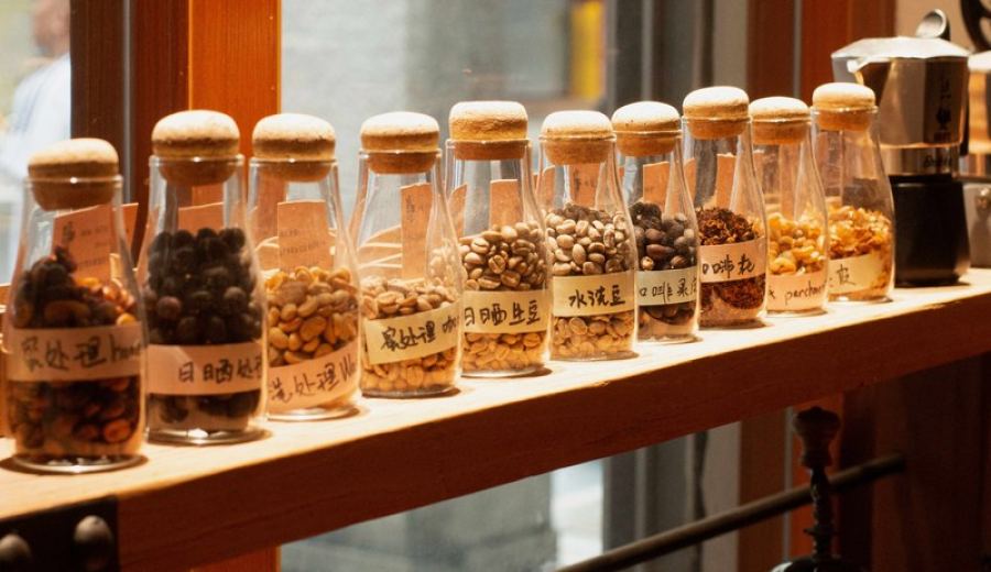 A Comprehensive Guide to the Degassing Period of Espresso Beans: Home Brewing & Flavor Preservation Tips
