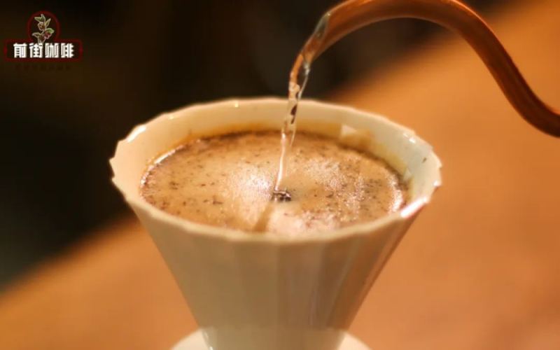 Analysis of Pour Over Coffee Crema Color Changes: Techniques to Determine Roast Level, Freshness, and Extraction Timing