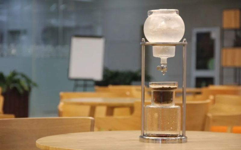How to Make Cold Drip Coffee? Shelf Life, Flavor Profile, and Recommended Bean Varieties