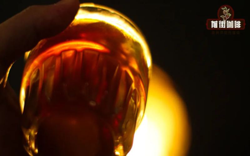Is your pour over coffee too acidic? Learn how to adjust extraction for a smoother flavor