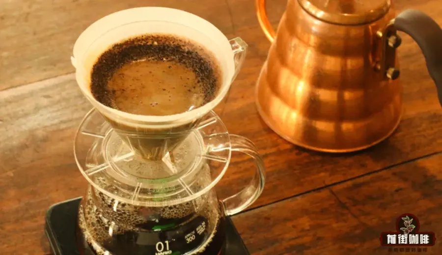 Complete Guide to Coffee Cupping: Steps, Standards, and Why Pour Over Can’t Replace It