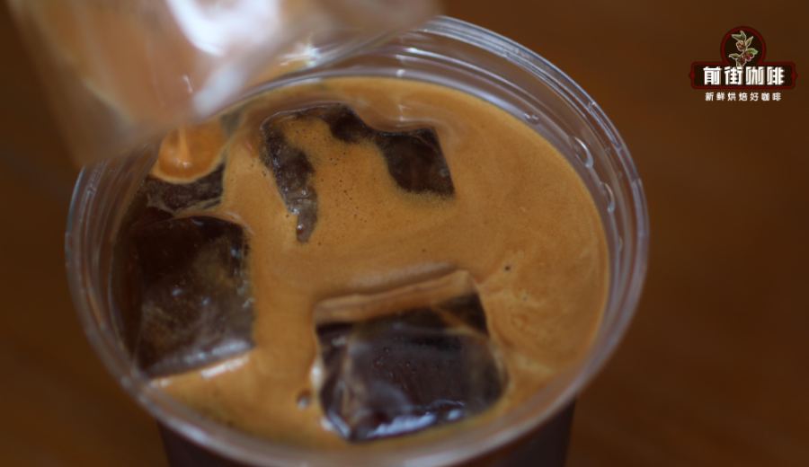 A Complete Guide to Iced Americano Ratios and Methods | Flavor Differences Between Fizzy and Waterfall Slush Iced Americanos