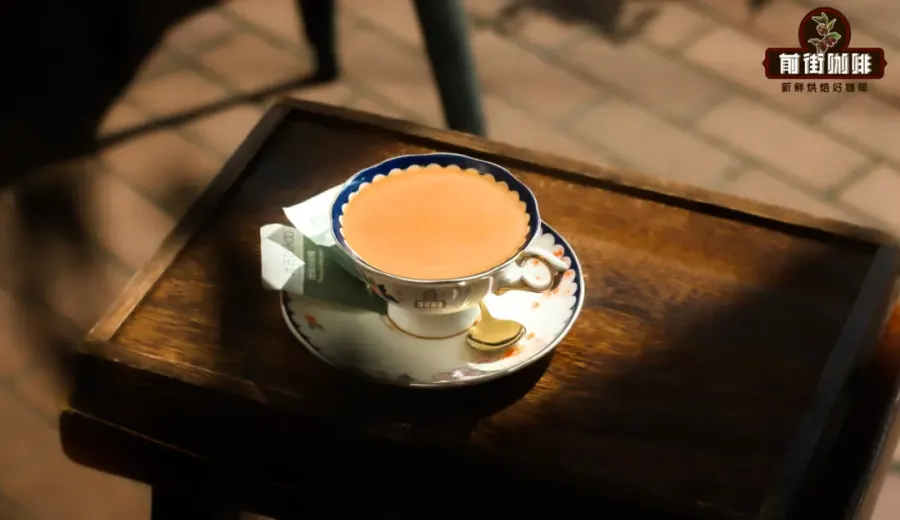 Tutorial on Making Hong Kong-Style Yin Yang Milk Tea: A Complete Guide to Coffee-to-Tea Ratio, Ingredients, and Steps