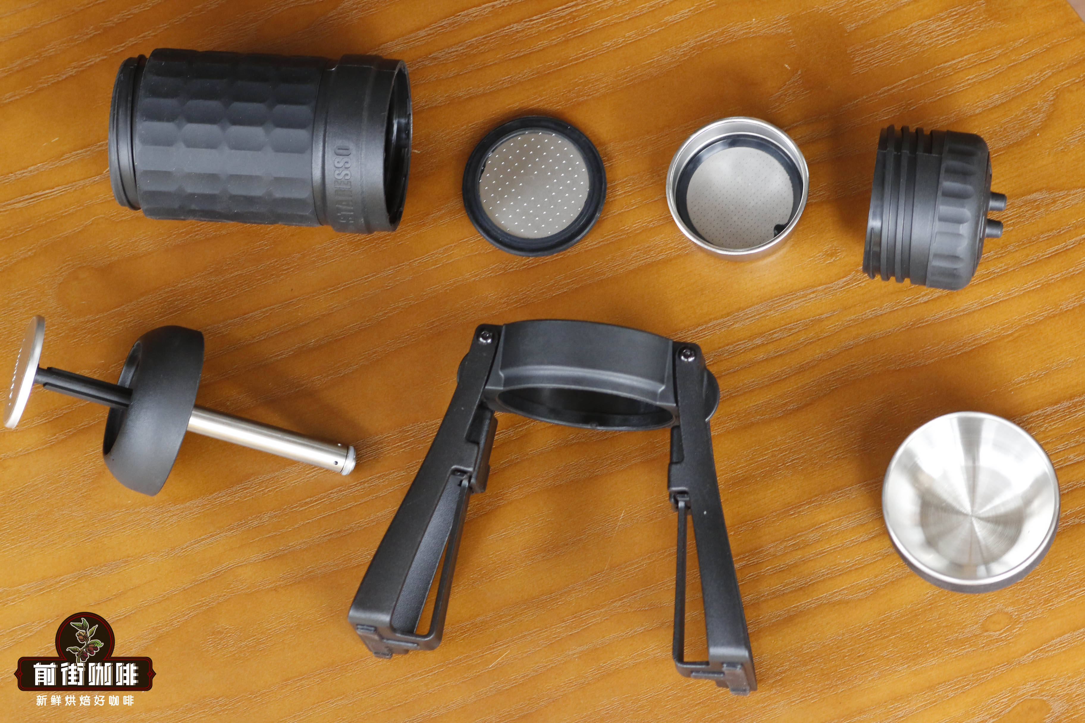 Hands-on Review of the Xingli Third Generation Hand-Pressed Coffee Machine: Extracting 18g of Espresso, with a Full Analysis of Crema and Latte Flavor