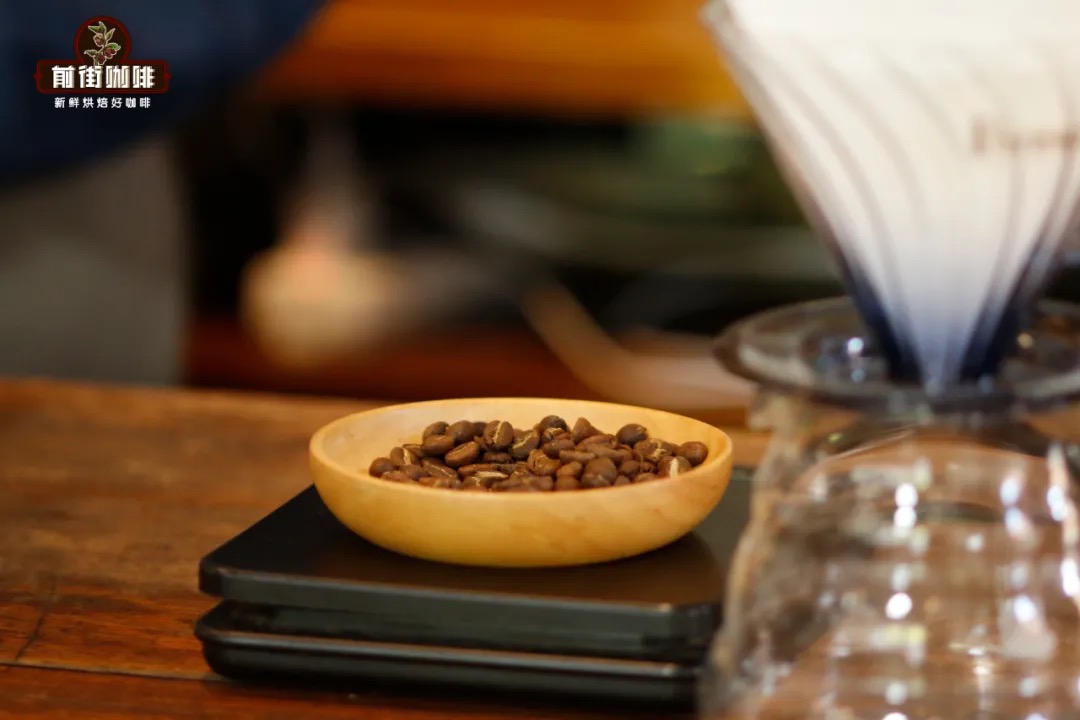 How to Choose a V60 Dripper Material? A Complete Guide to the Pouring & Heat Retention Differences of Resin, Glass, and Ceramic