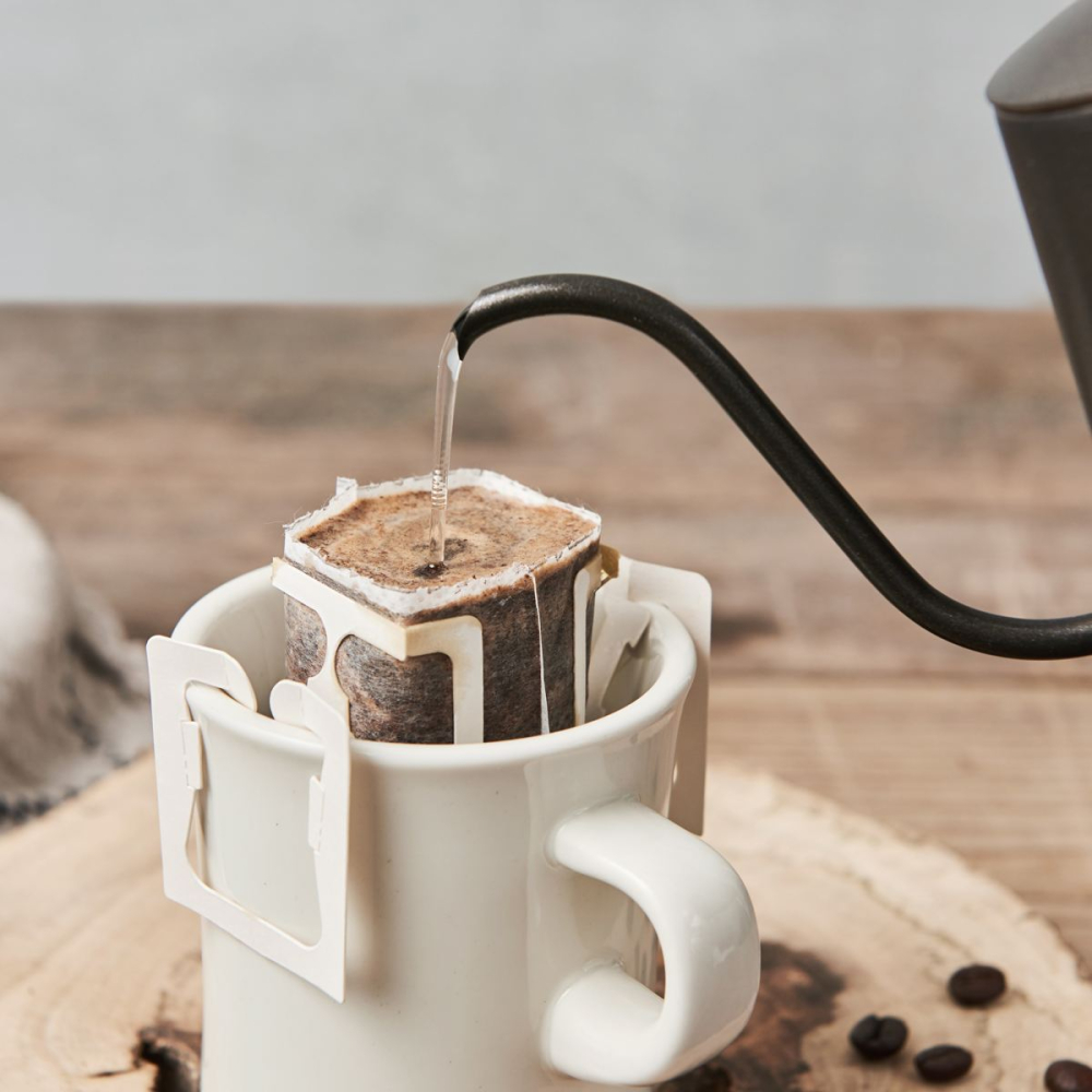 Bang Bang Bond’s 3.5-yuan ready-to-drink coffee makes its move—how will its low-price strategy capture the markets of Taiwan, Hong Kong, and Macau?