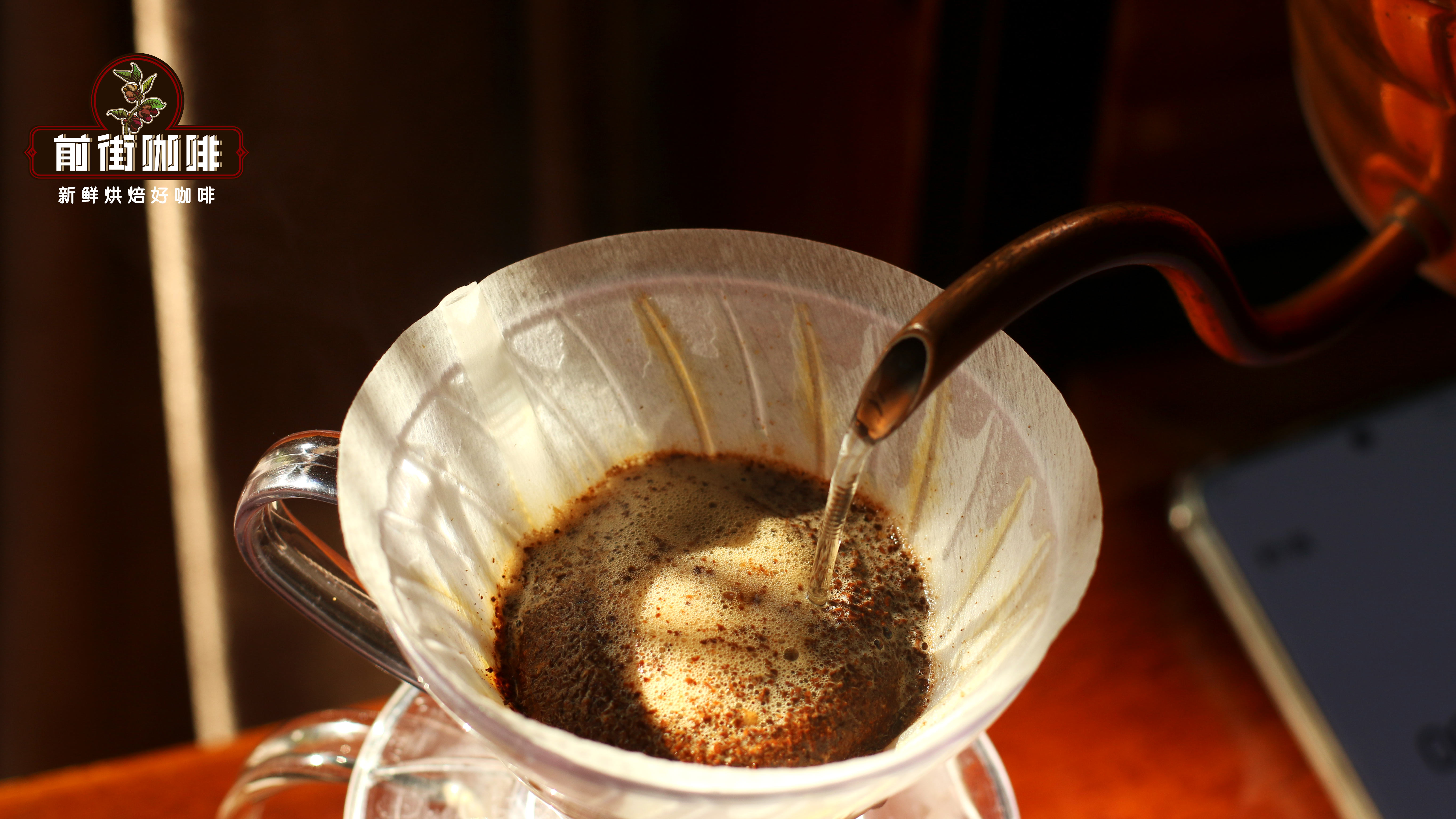 How to adjust the coffee-to-water ratio for pour over? A complete guide to three-stage pouring techniques and beginner hands-on practice