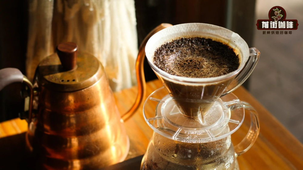 Pour Over Coffee VS Americano: A Guide to Flavor Differences, Brewing Time, and Recommended Bean Varieties