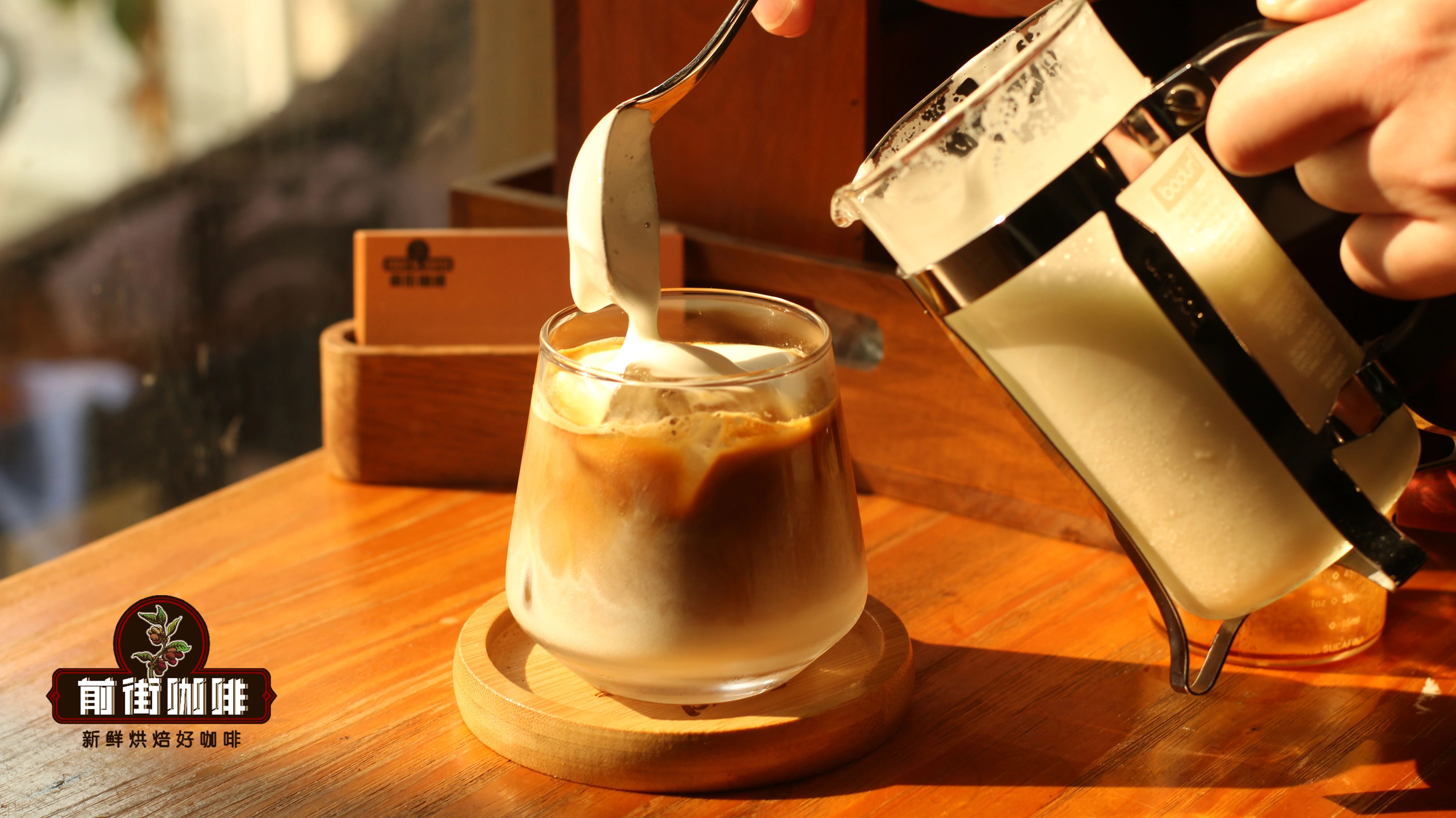 Complete Guide to Coffee Names in Chinese and English: From Espresso to Iced Americano, Master All Common Types in One Go