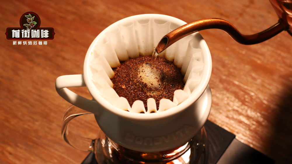 A Beginner’s Guide to Home Coffee Brewing: 7 Brewing Methods & Techniques Including Pour Over, AeroPress, and Moka Pot