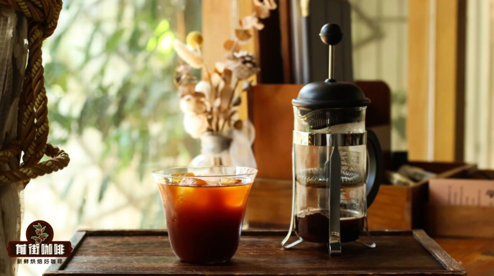 French Press Coffee 101: A Complete Guide to Bean Varieties, Brewing Parameters for Hot and Cold, and Cleaning Tips