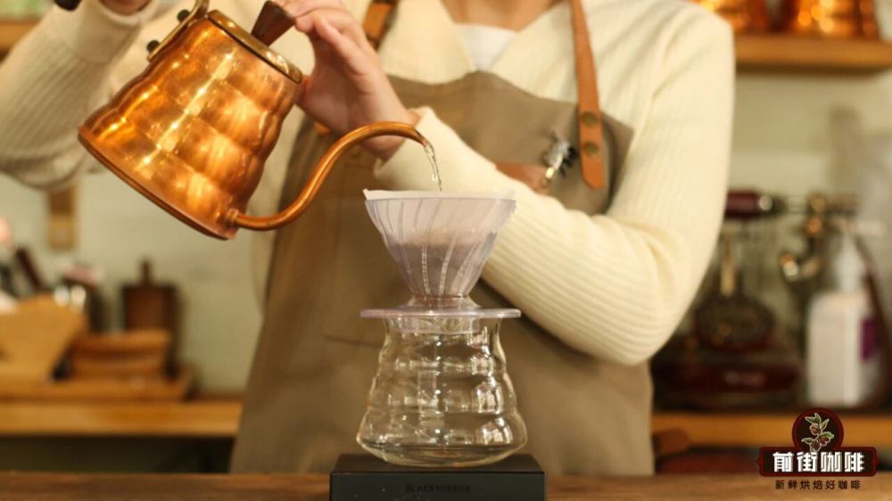 Complete Guide to Cold Brew Coffee: Grind-to-Water Ratio, Time, and Flavor Profile, with Iced Drip and Japanese Iced Coffee Tutorials