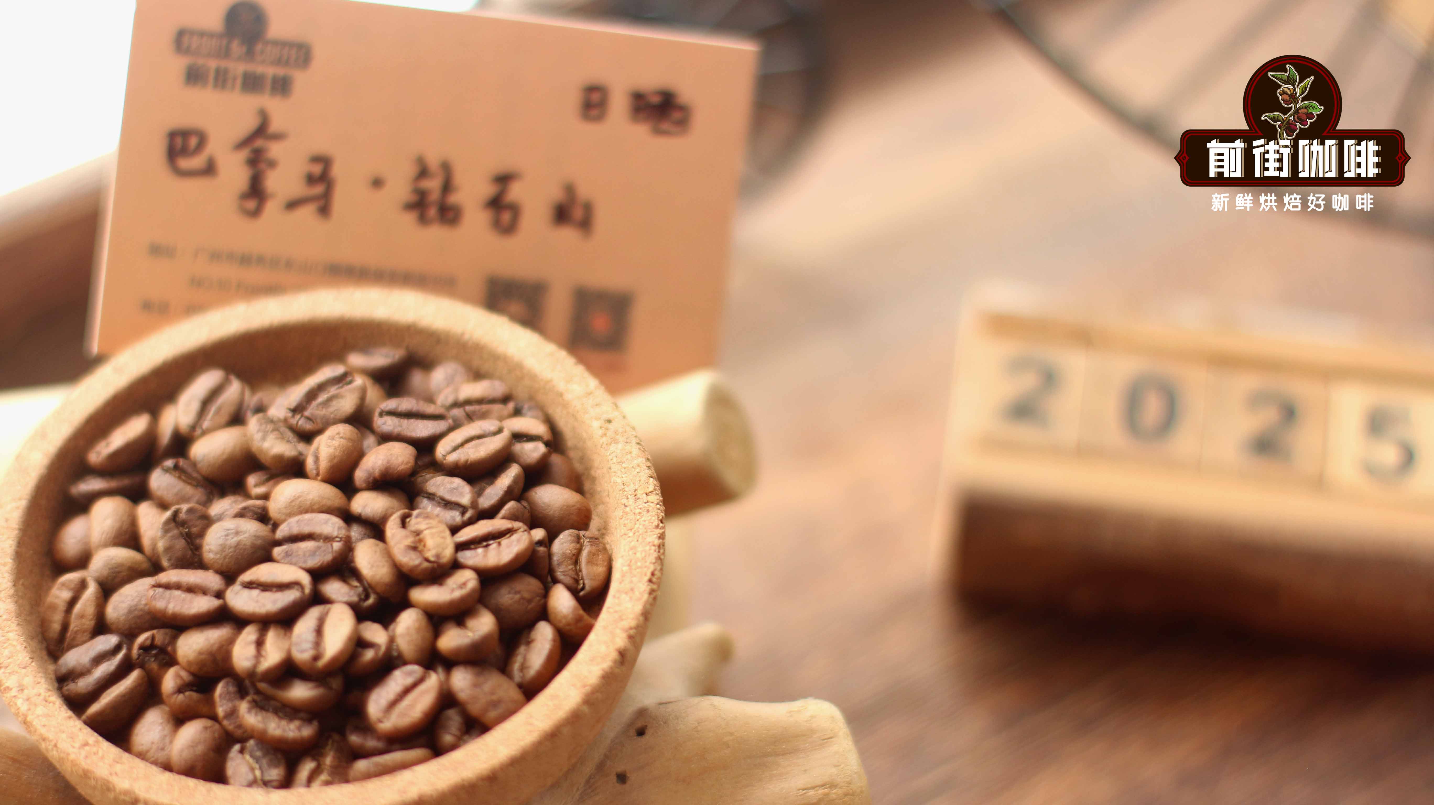 Complete Beginner's Guide to Pour Over Coffee: From Bean Selection Tips to the Three-Stage Pouring Technique