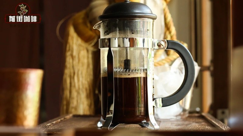How to choose the roast level of SOE coffee beans? Flavor differences and brewing suggestions for light, medium, and dark roasts