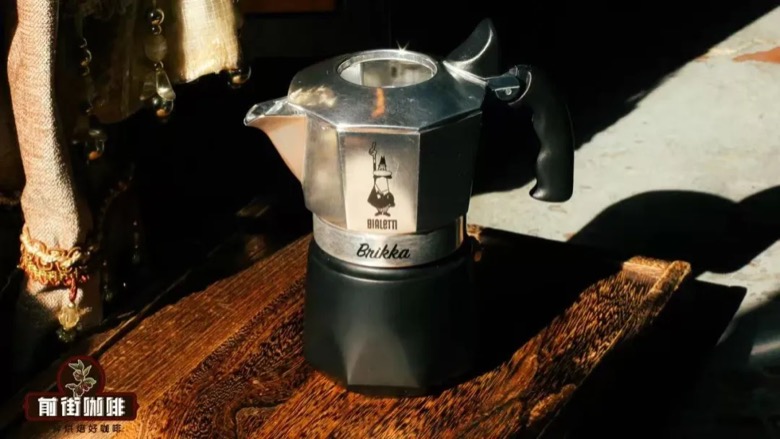 Coffee Roast Level Selection Guide: Flavor Analysis of Light, Medium, and Dark Roasts with Pour Over Recommendations