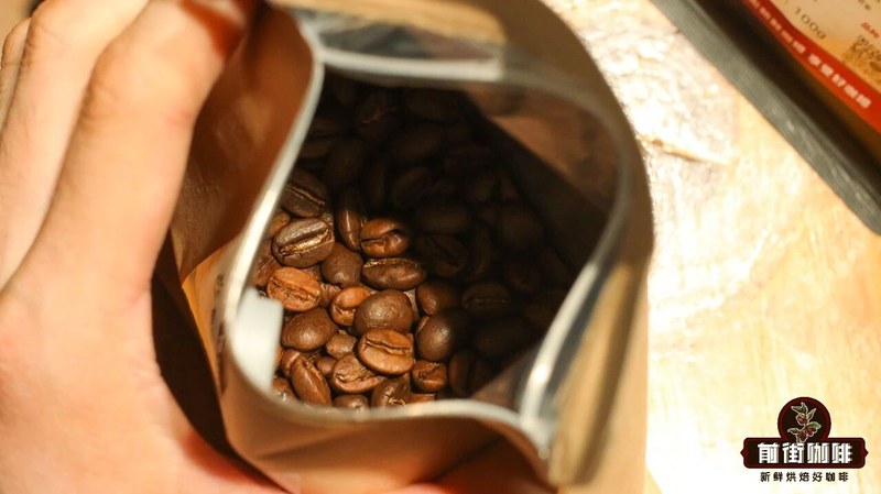 How to Choose Coffee Beans for Moka Pot? Master the Roast Date and Crema Development Techniques